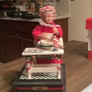 Holiday Creations Mrs. Claus Making Christmas Cookies 12” Tall 7”Diameter Base